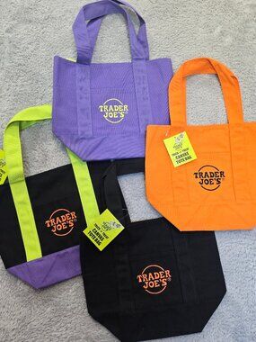 Trader Joe's Mini Tote Bags Halloween Holiday Trick Or Treat Set of 4 NEW NWT